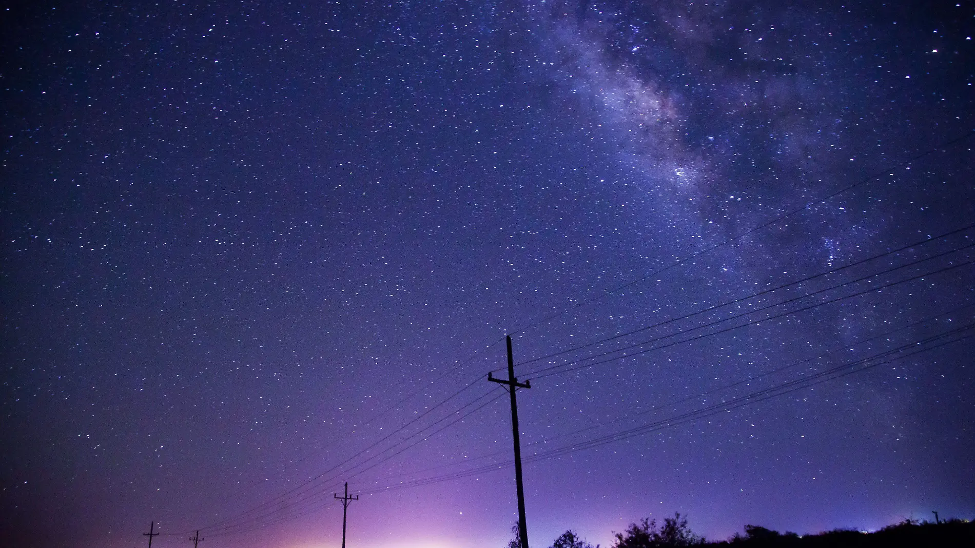 Cielo cubierto de estrellas